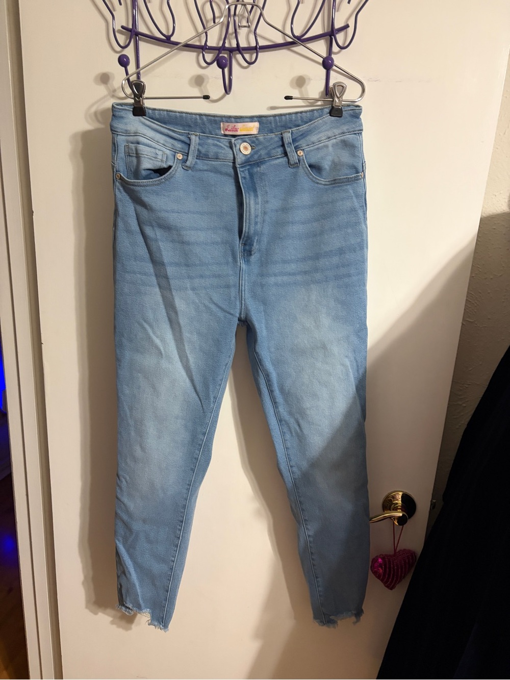 💜 13 Lilac Sunset Light Wash Juniors Jeans
